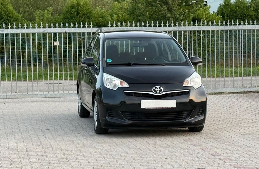 Toyota Verso-S 130.000 km 4.999 € Kandel 76870