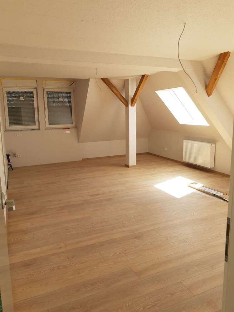 Wohnung zum Mieten in Winden 955 € 108 m²