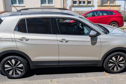 VW T-Cross 6.990 km 22.000 &euro; Karlsruhe 76185