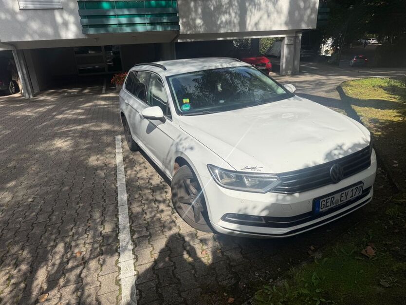 VW Passat 319.000 km 7.000 € Karlsruhe 76187