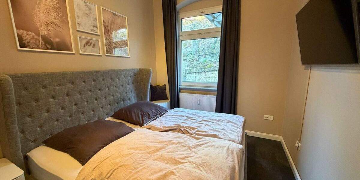 Etagenwohnung Pforzheim Südstadt - 3 Zimmer, 90 m&sup2;, 225.000&euro; | Angebot:25812754