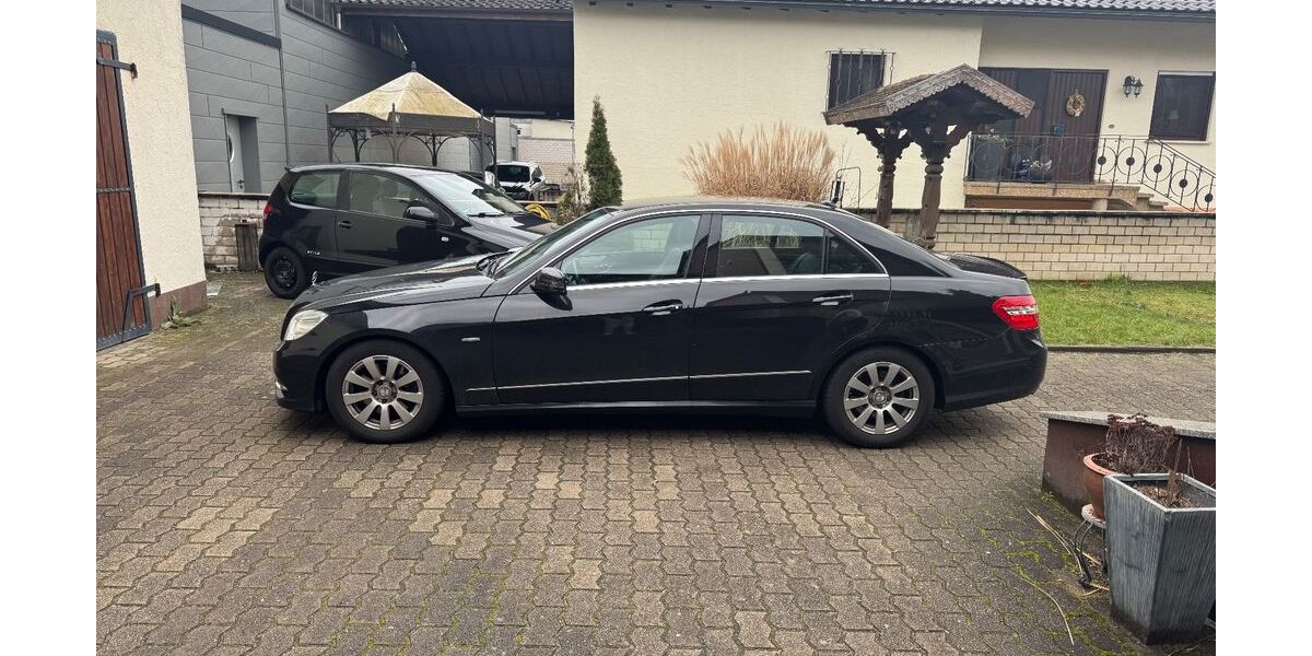 Mercedes-Benz E 250 117.000 km 11.000 &euro; Jockgrim 76751