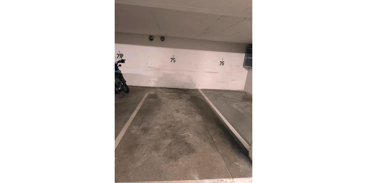 Garagen / Stellplätze Karlsruhe Beiertheim-Bulach - 100&euro; | Angebot:26349422