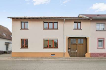 Haus Linkenheim-Hochstetten Hochstetten - 6.5 Zimmer, 199 m&sup2;, 499.000&euro; | Angebot:23819601