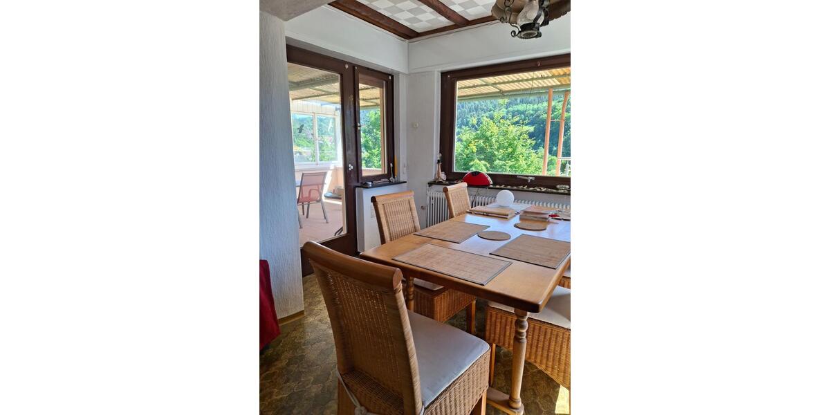 Einfamilienhaus Gernsbach - 7 Zimmer, 168 m&sup2;, 338.000&euro; | Angebot:27005935