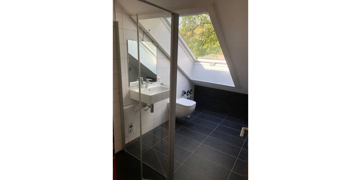 Einfamilienhaus Karlsruhe Durlach - 9 Zimmer, 310 m&sup2;, 4.900&euro; | Angebot:26486639