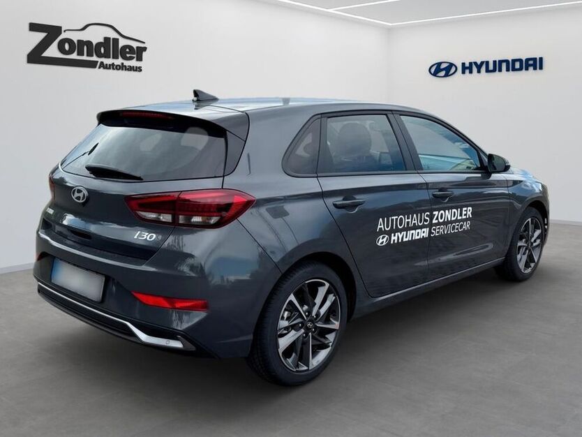 i30