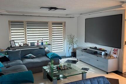 Zweifamilienhaus in Großvillars 10 zimmer