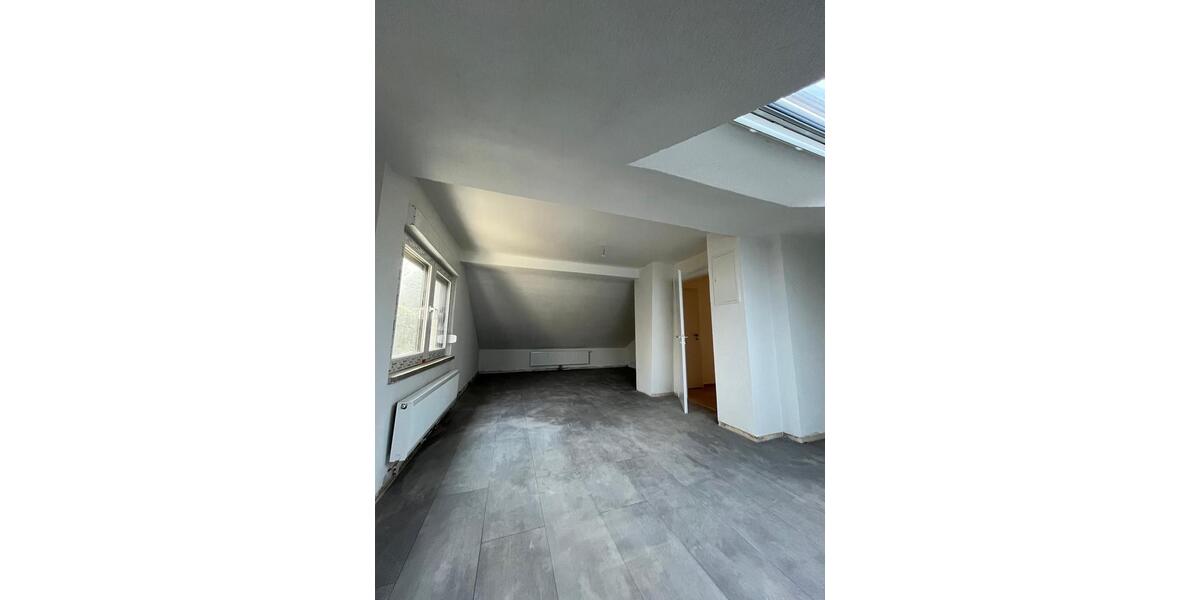 Dachgeschoßwohnung Pforzheim - 1 Zimmer, 45 m&sup2;, 600&euro; | Angebot:26386609