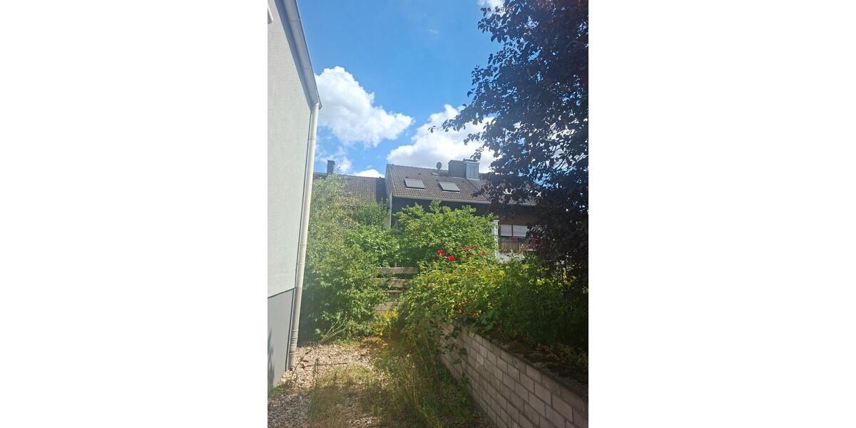 Doppelhaushälfte Stutensee - 3 Zimmer, 100 m&sup2;, 310.000&euro; | Angebot:27081444