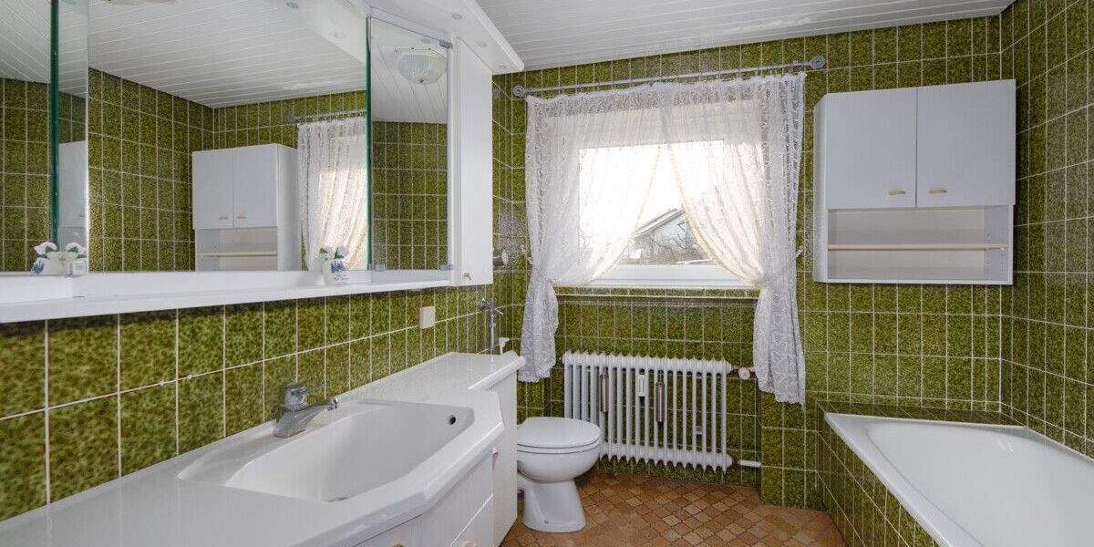 Mehrfamilienhaus, Wohnhaus Baden-Baden / Sandweier Sandweier - 8 Zimmer, 188 m&sup2;, 650.000&euro; | Angebot:25276152