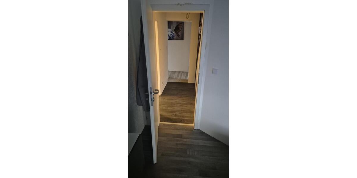 Doppelhaushälfte Pforzheim Nordstadt - 6 Zimmer, 180 m&sup2;, 490.000&euro; | Angebot:25452966