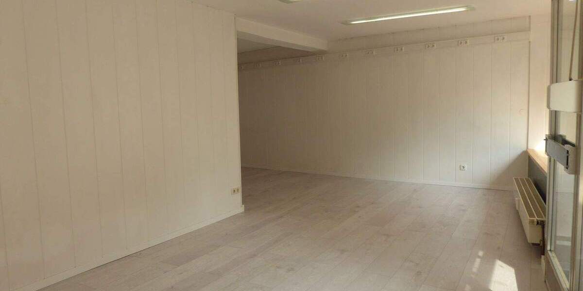 Gewerbeobjekt Gernsbach - 2 Zimmer, 600&euro; | Angebot:26804211