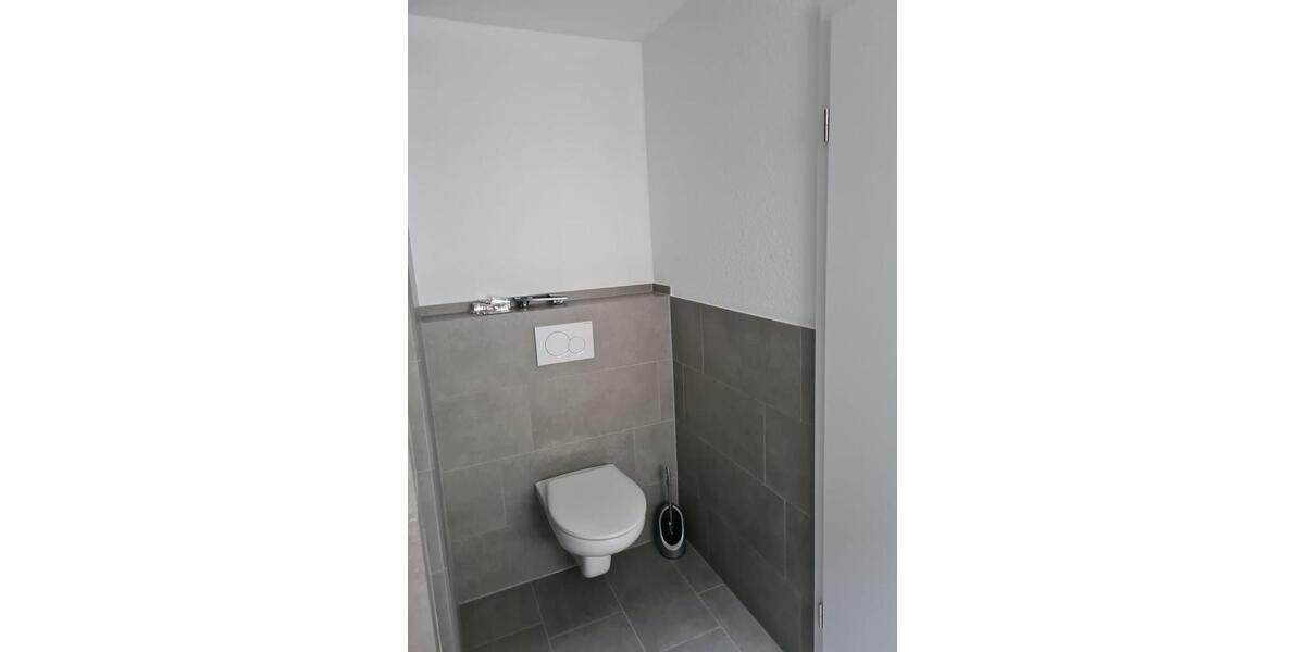 Erdgeschoßwohnung Bietigheim - 2 Zimmer, 80 m&sup2;, 1.080&euro; | Angebot:25403619