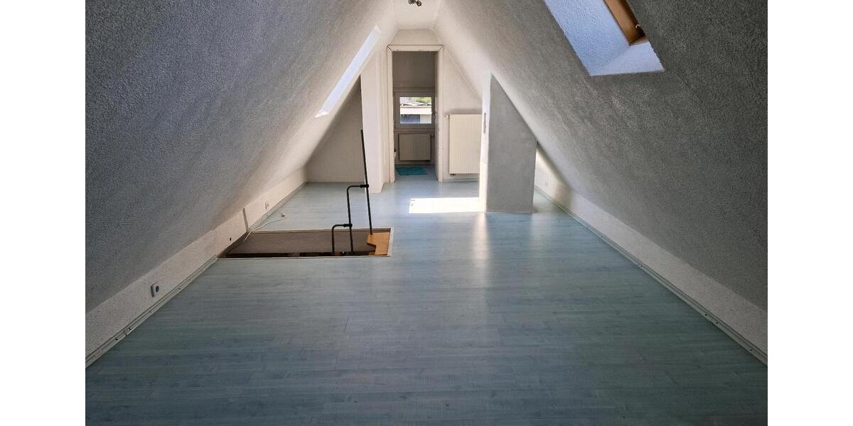 Etagenwohnung Bretten - 3 Zimmer, 95 m&sup2;, 1.100&euro; | Angebot:26411652
