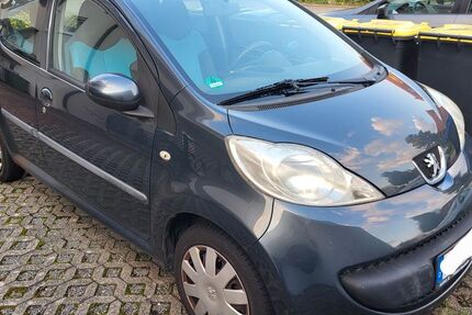 Peugeot 107 128.716 km 1.200 € Knittlingen 75438