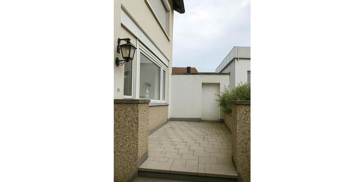 Erdgeschoßwohnung Wörth am Rhein - 2.5 Zimmer, 67 m&sup2;, 890&euro; | Angebot:26422417