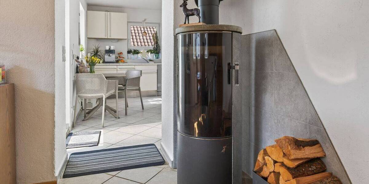 Mehrfamilienhaus, Wohnhaus Karlsruhe / Wolfartsweier Wolfartsweier - 8 Zimmer, 245 m&sup2;, 719.000&euro; | Angebot:26155539