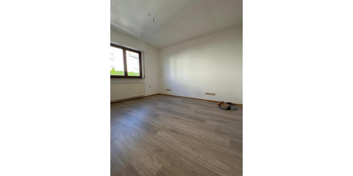 Mehrfamilienhaus, Wohnhaus Pforzheim - 9 Zimmer, 293 m&sup2;, 750.000&euro; | Angebot:27098154