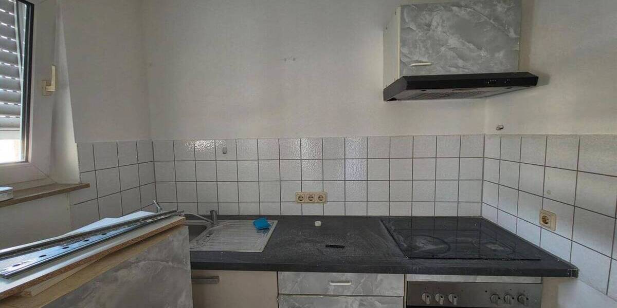 Etagenwohnung Pforzheim Nordstadt - 2 Zimmer, 51 m&sup2;, 160.000&euro; | Angebot:25999758