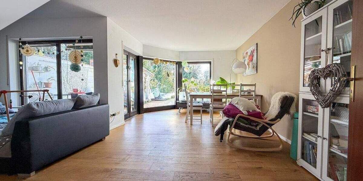 Reihenmittelhaus Karlsruhe Durlach - 4 Zimmer, 167 m&sup2;, 650.000&euro; | Angebot:25727865