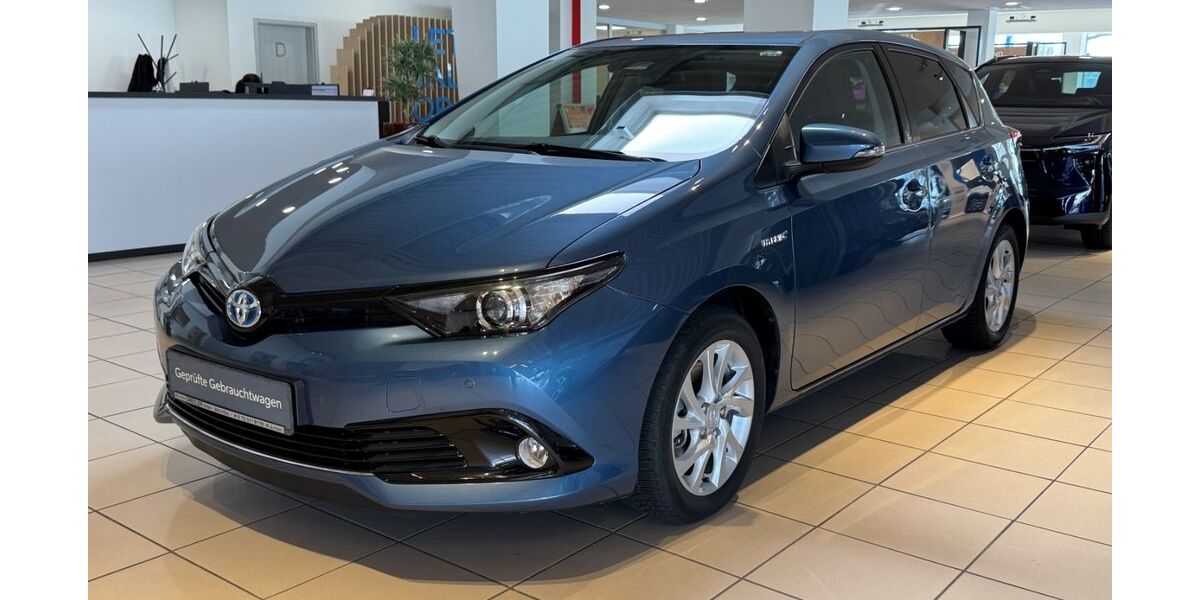 Toyota Auris 40.495 km 17.500 &euro; Bruchsal 76646