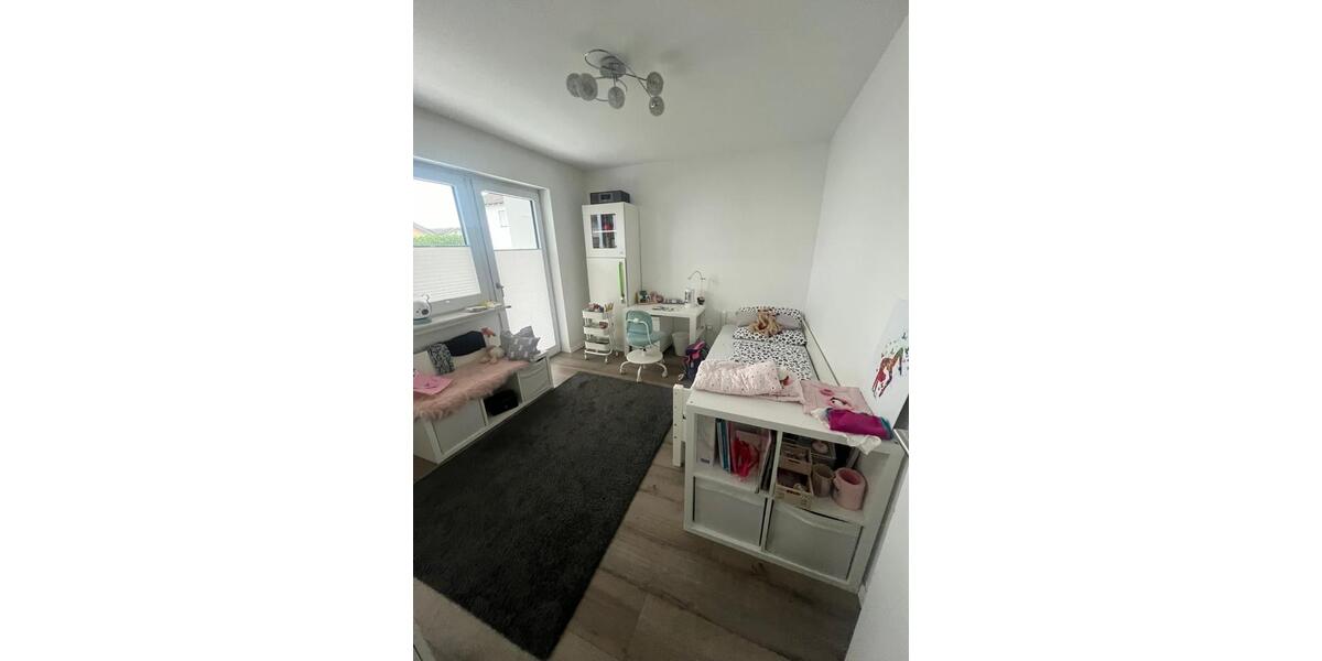 Erdgeschoßwohnung Stutensee - 4.5 Zimmer, 108 m&sup2;, 499.000&euro; | Angebot:27081112