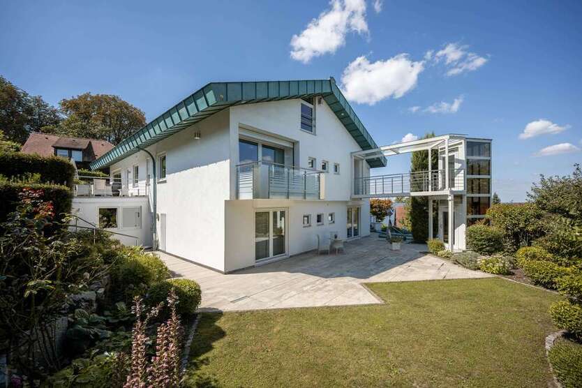 Haus zum Kaufen in Karlsruhe 2.198.000 € 333 m²