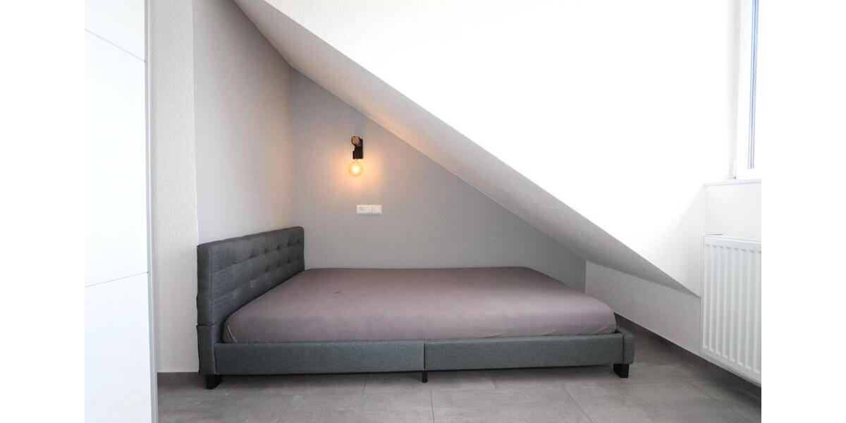 Dachgeschoßwohnung Karlsruhe Knielingen - 2 Zimmer, 50 m&sup2;, 780&euro; | Angebot:26336107