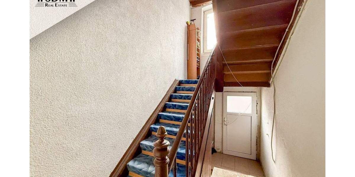 Mehrfamilienhaus, Wohnhaus Graben-Neudorf Neudorf - 7 Zimmer, 181 m&sup2;, 250.000&euro; | Angebot:26410048