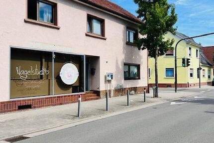 Geräumiges Einfamilienhaus mit Gewerbeeinheit in zentraler Lage von Kirrlach 5 zimmer