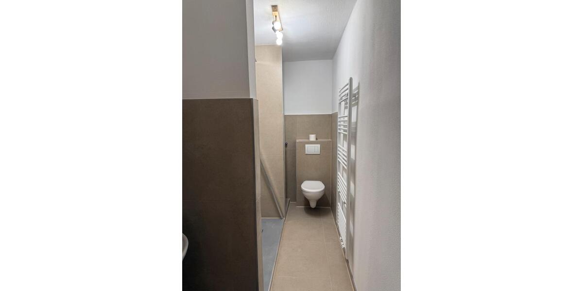 Etagenwohnung Karlsruhe Mühlburg - 3 Zimmer, 15 m&sup2;, 750&euro; | Angebot:26337347