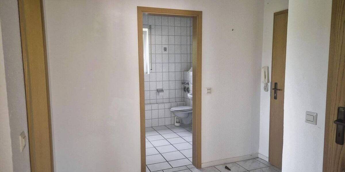 Etagenwohnung Bad Herrenalb Neusatz - 3 Zimmer, 88 m&sup2;, 179.000&euro; | Angebot:26439531