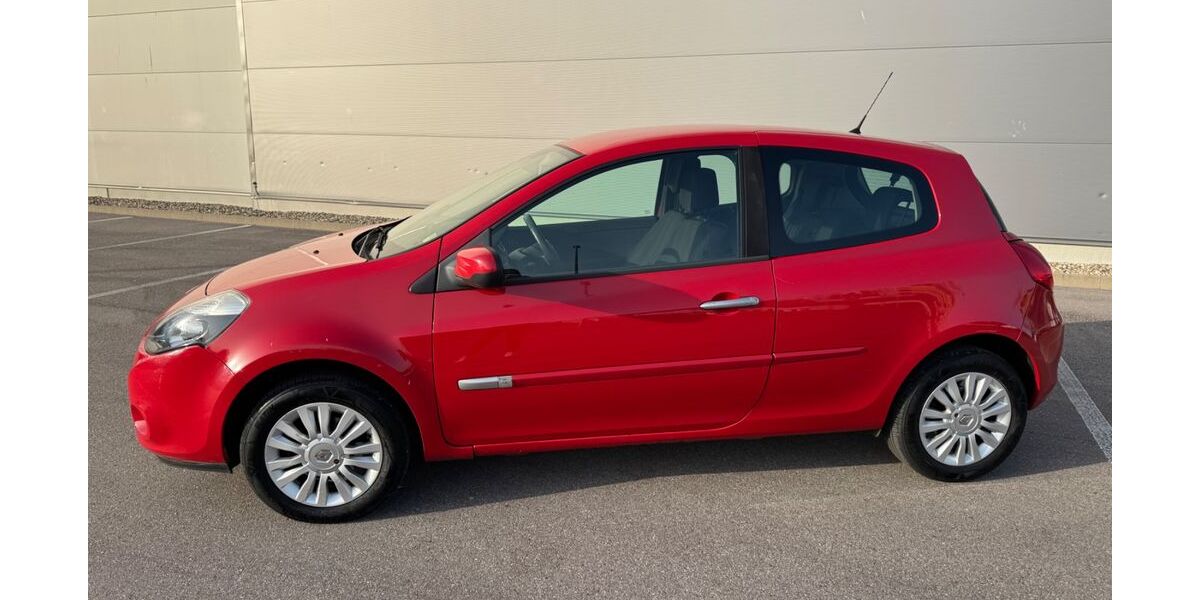 Renault Clio 186.000 km 1.600 &euro; Rastatt 76437