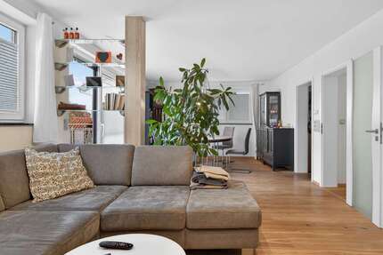 Haus Karlsbad - 4 Zimmer, 149 m&sup2;, 1.700&euro; | Angebot:27168455