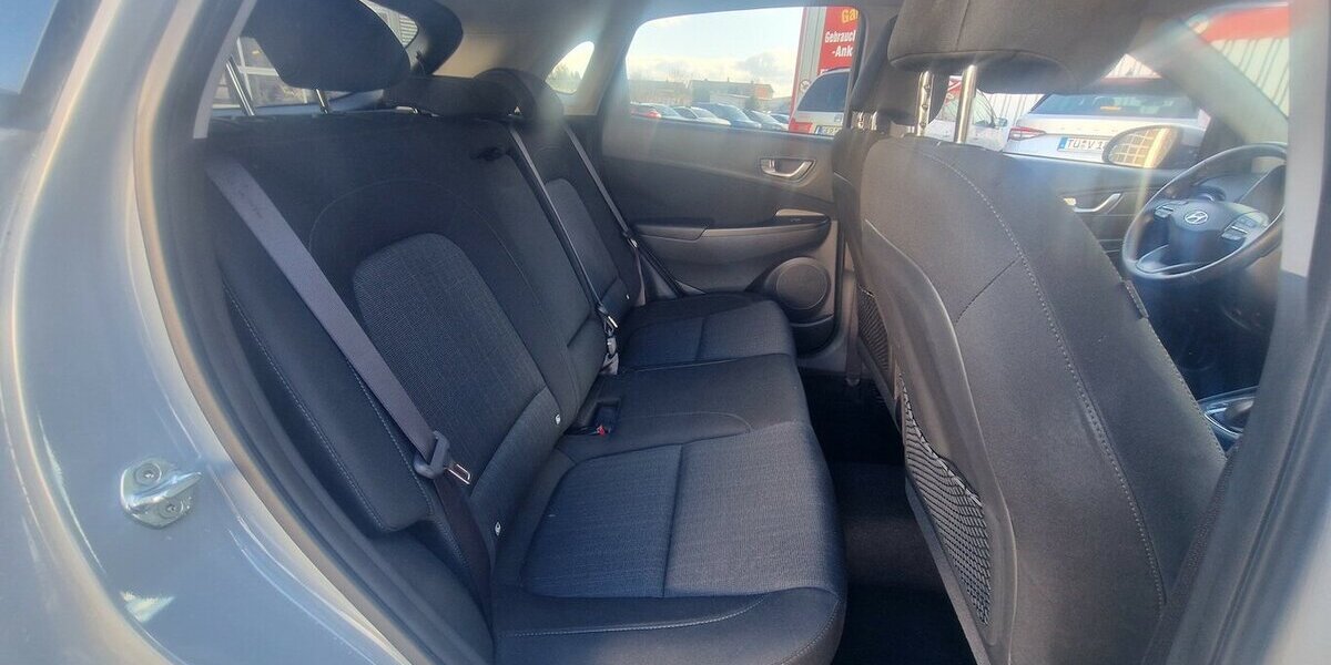 Hyundai Kona 1.6GDI Prime NAVI Klimaautomatik 77.000 km 20.998 &euro; Landau 76829