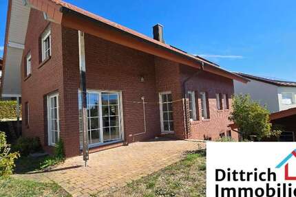 Haus Ispringen - 5 Zimmer, 186 m&sup2;, 1.950&euro; | Angebot:27340956