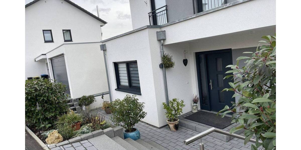 Einfamilienhaus Pforzheim Eutingen - 5 Zimmer, 165 m&sup2;, 879.000&euro; | Angebot:26877399