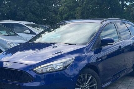 Ford Focus 81.500 km 13.999 € Oberhausen-Rheinhausen 68794