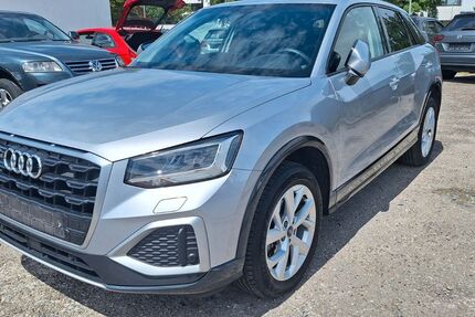 Audi Q2 54.000 km 21.990 &euro; Karlsruhe 76185