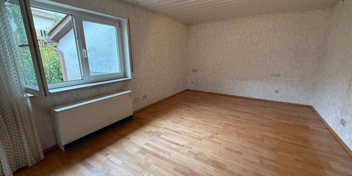 Einfamilienhaus Karlsbad-Ittersbach Ittersbach - 5 Zimmer, 148 m&sup2;, 359.000&euro; | Angebot:23984013