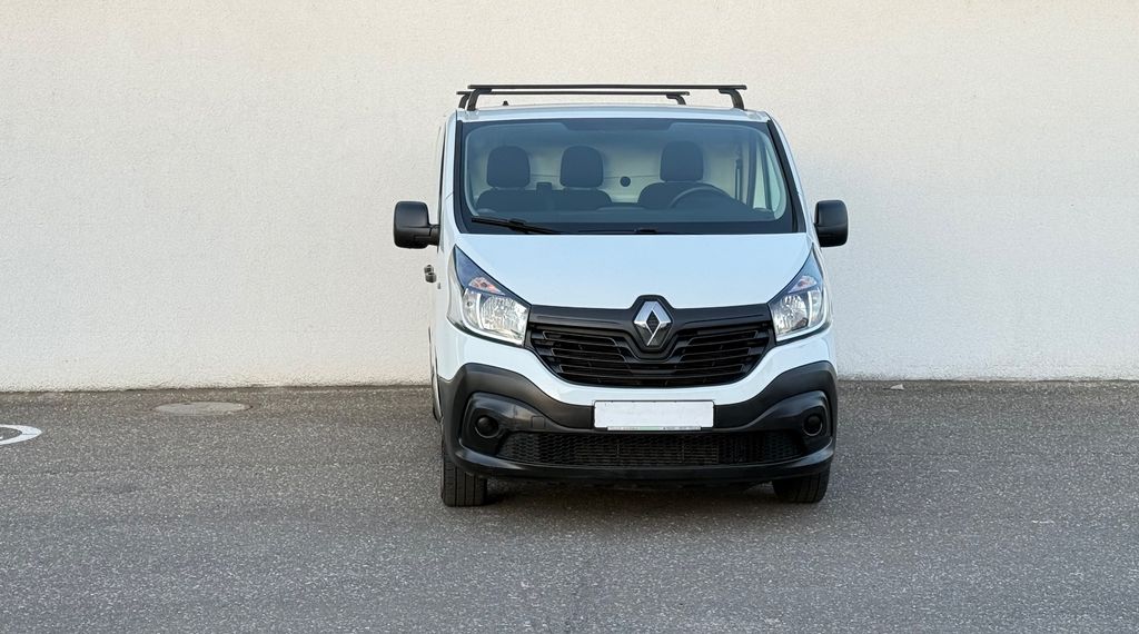 Renault Trafic 89.000 km 8.499 &euro; Kandel 76870