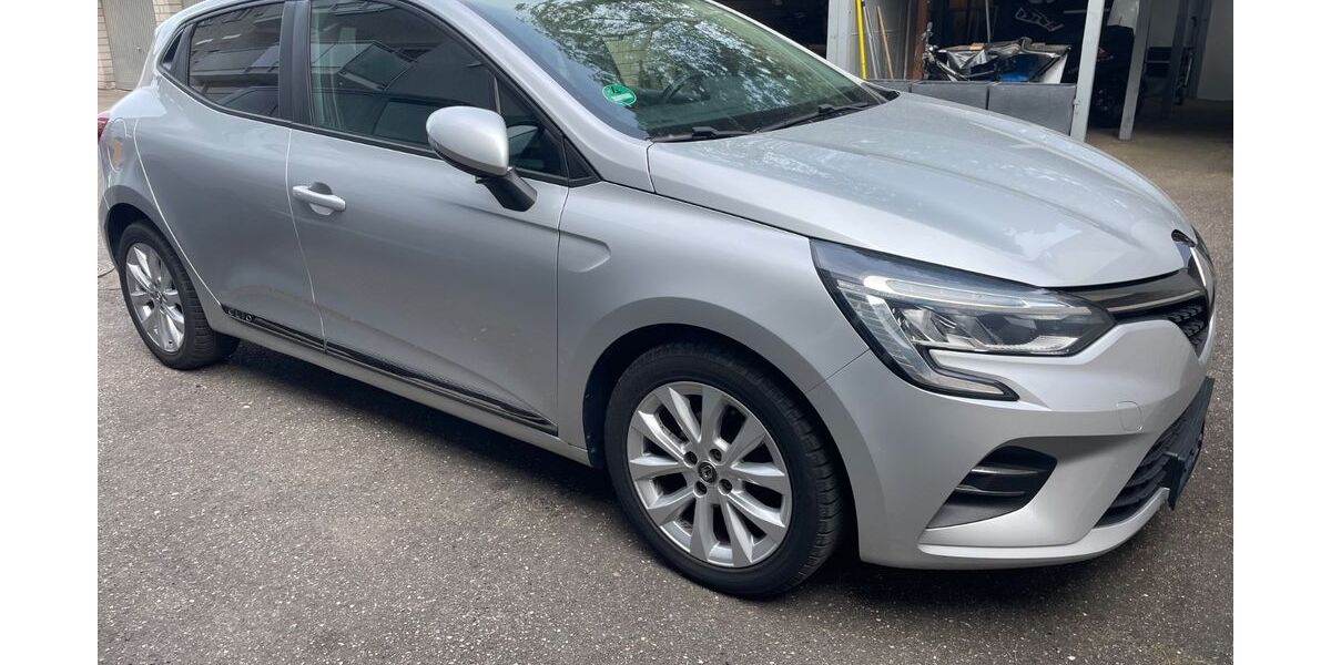 Renault Clio 106.253 km 7.900 &euro; Bad schönborn 76669