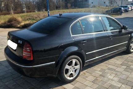 Skoda Superb 283.000 km 1.750 &euro; Waldbronn 76337