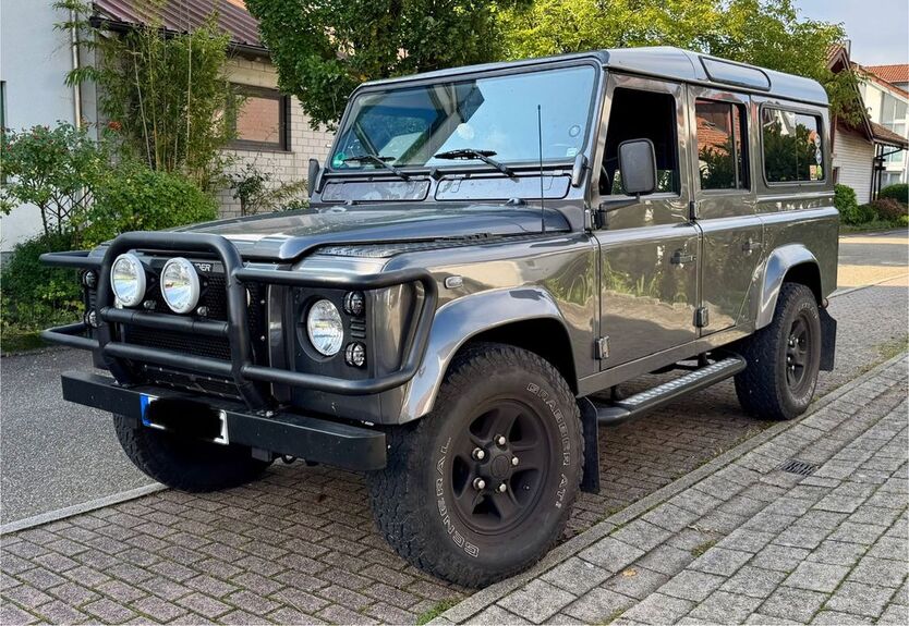 Land Rover Defender 137.000 km 44.900 € Muggensturm 76461