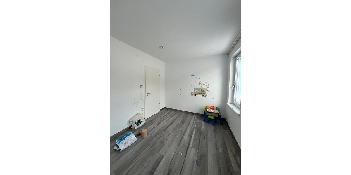 Dachgeschoßwohnung Pforzheim Büchenbronn - 3 Zimmer, 107 m&sup2;, 390.000&euro; | Angebot:24846780