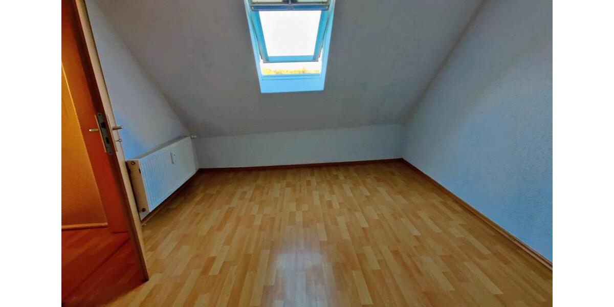 Dachgeschoßwohnung Pfinztal - 2 Zimmer, 34 m&sup2;, 109.000&euro; | Angebot:26995854