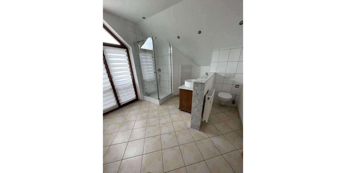 Einfamilienhaus Rastatt - 9 Zimmer, 235 m&sup2;, 780.000&euro; | Angebot:25783190