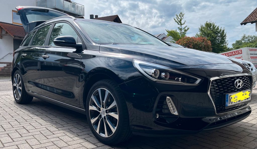 Hyundai i30 86.750 km 13.900 &euro; Rastatt 76437