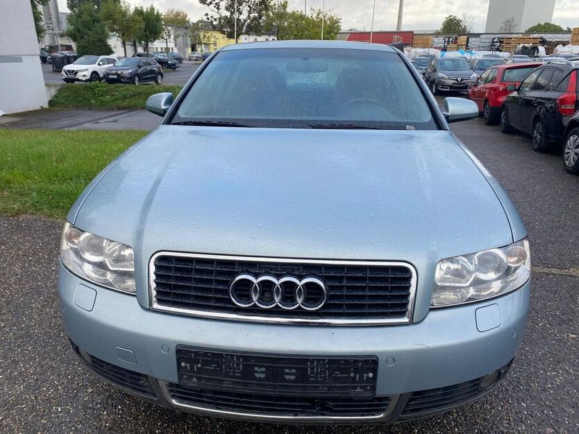 Audi A4 272.000 km 2.390 € Ettlingen 76275